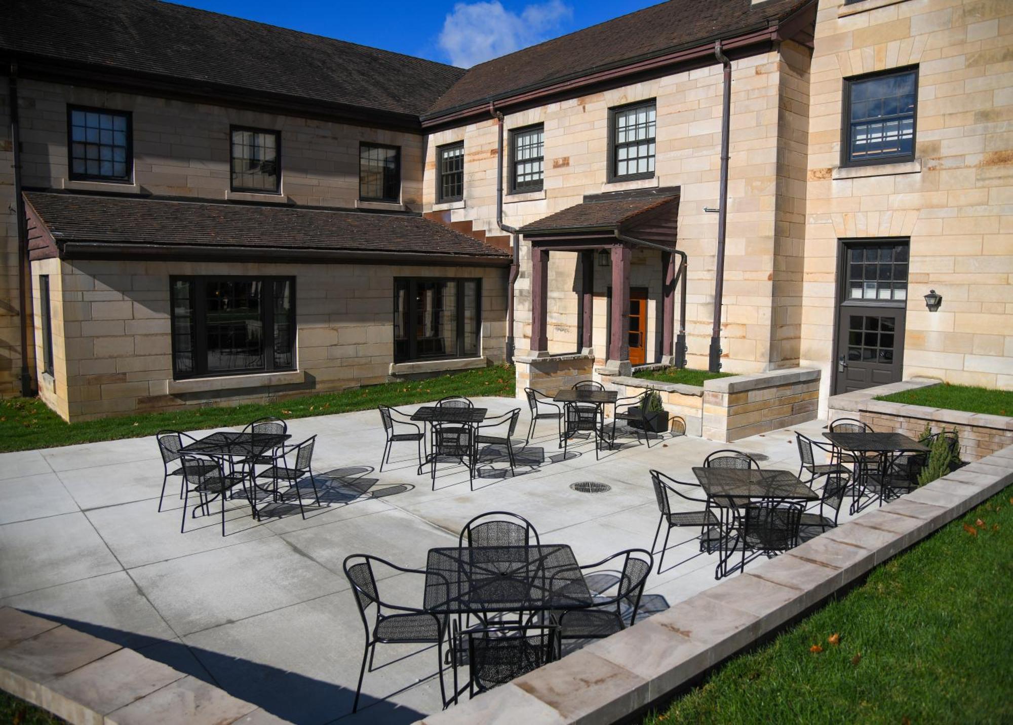 Spring Mill Inn Mitchell Exterior foto